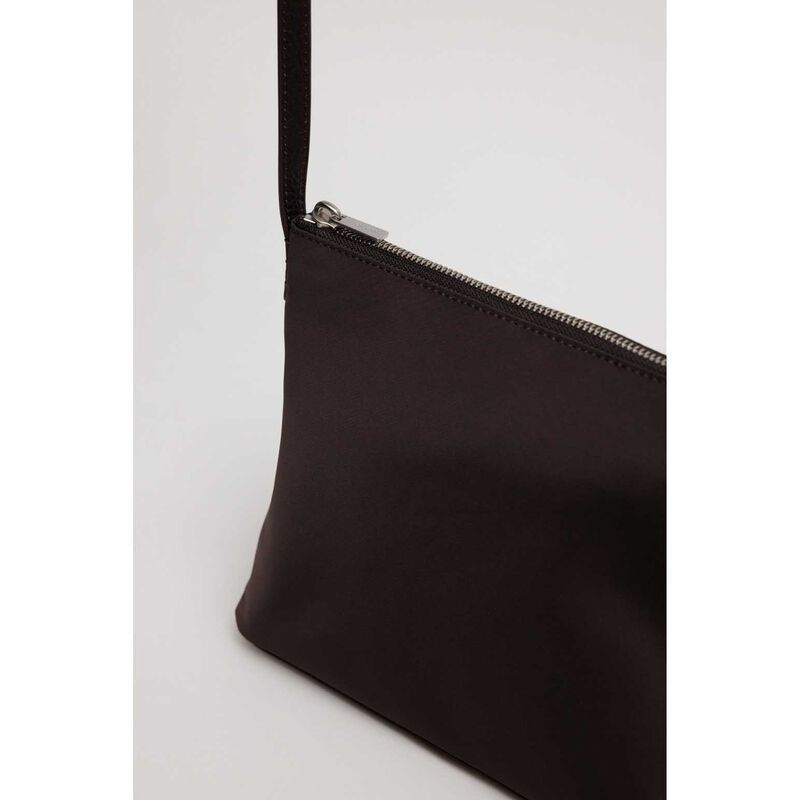 UTILITY by Yu Mei Small Utility Braidy image number 3